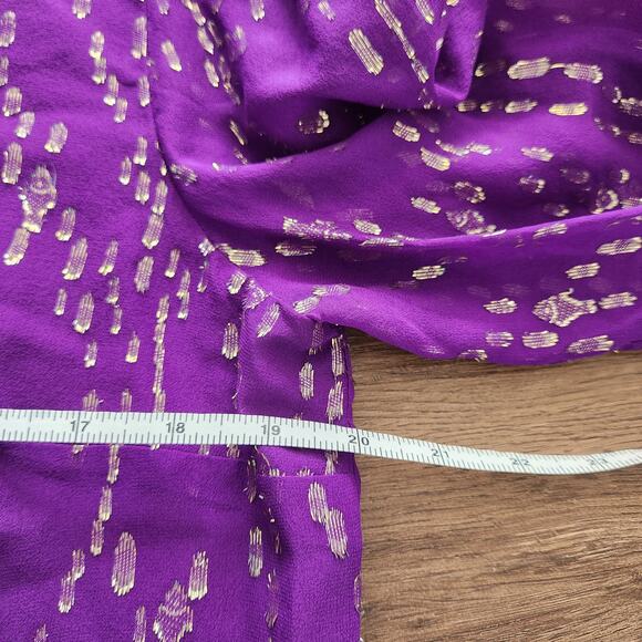 Lilly Pilitzer Idina Silk Top M Purple Party Resortwear Metallic Shimmer - Picture 6 of 7